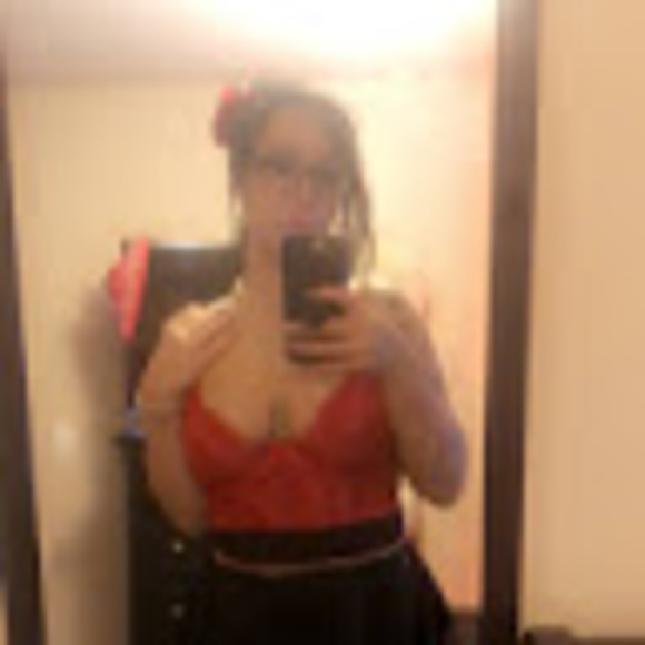 Meet your Posher, Sasha - Picture 1 of 1